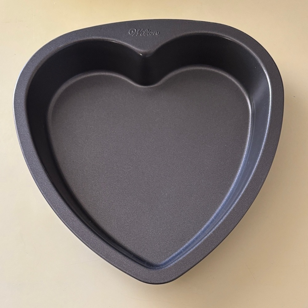 Wilton heart shaped cake pan